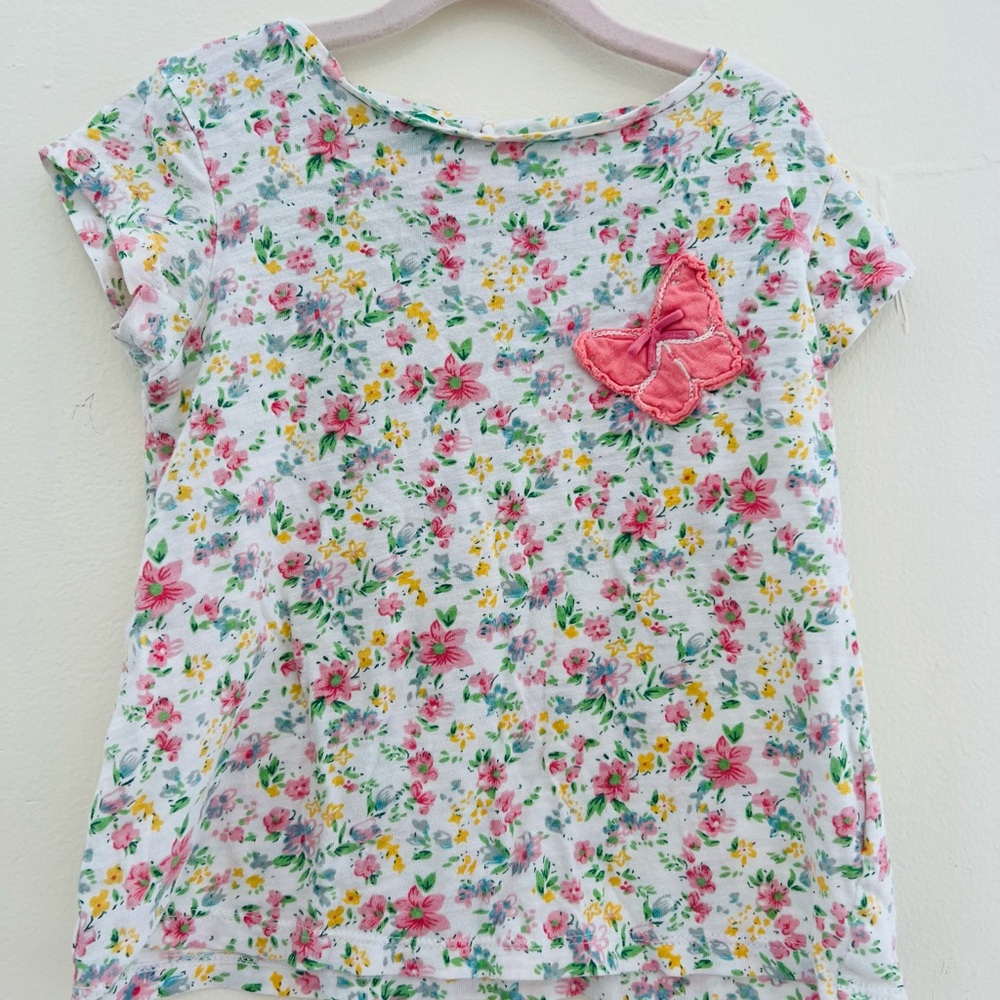 United Colors Of Benetton Floral Kids Tee with Pink Butterfly size 2T